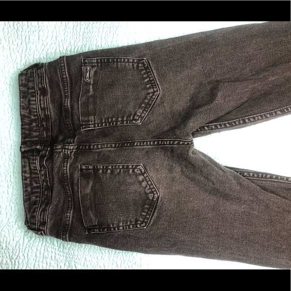 Zara - Black distressed skinny jeans - size 02 - Picture 2 of 6